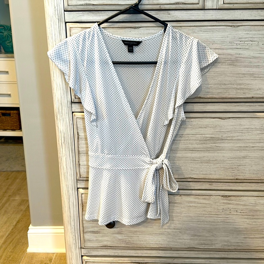 Banana Republic wrap top size xxs
